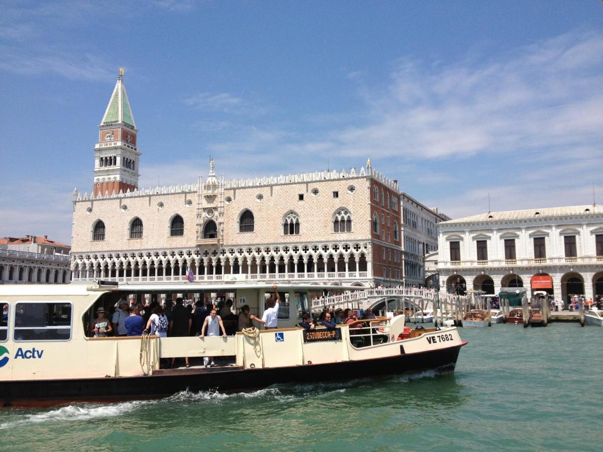 Apartamento Residenza Dondel Venecia Exterior foto